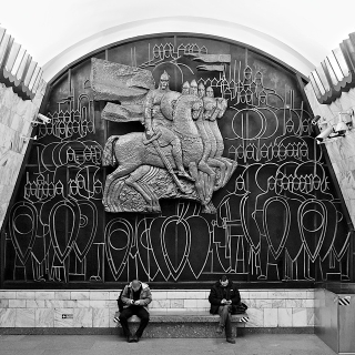 Illustration for article titled Russian Underground Stations Look Even More Stunning In Black and White